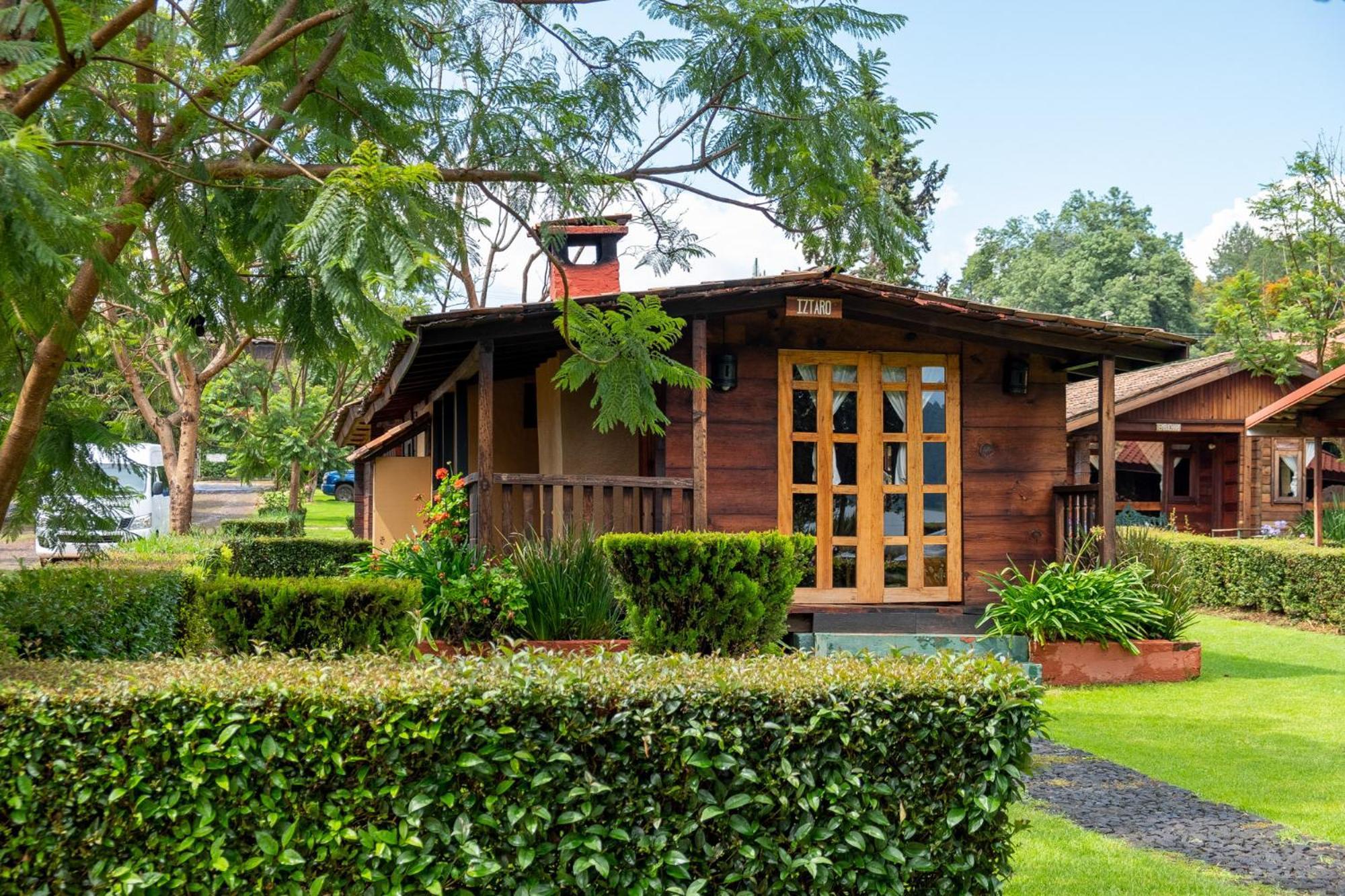 Zirahuen Forest And Resort Ngoại thất bức ảnh