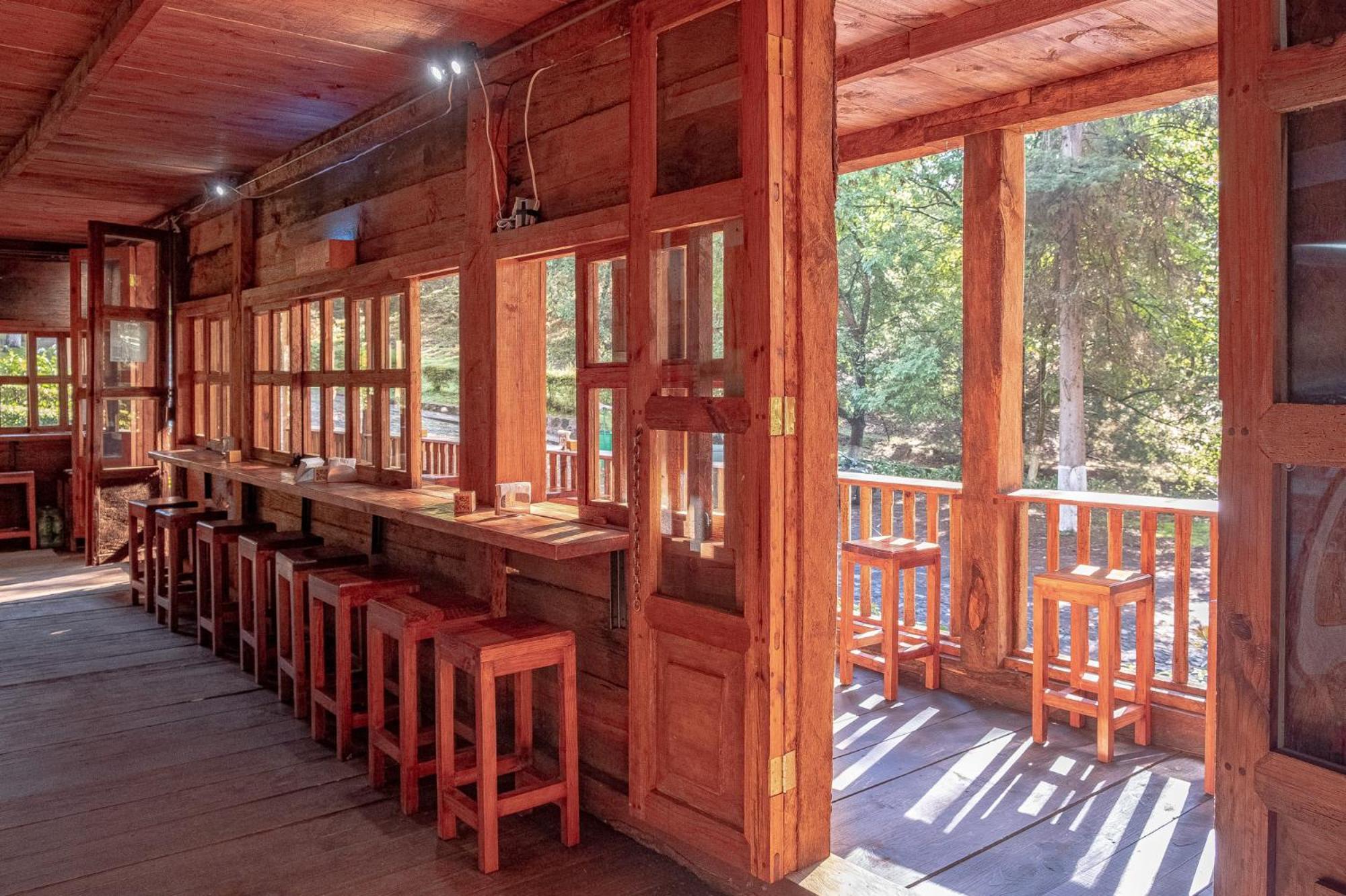 Zirahuen Forest And Resort Ngoại thất bức ảnh