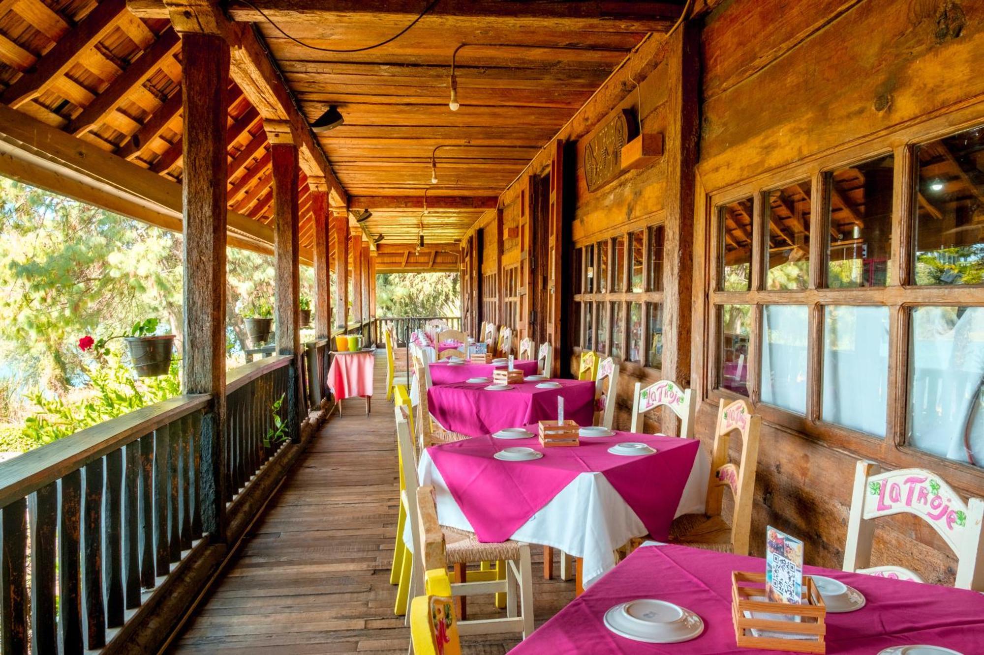Zirahuen Forest And Resort Ngoại thất bức ảnh