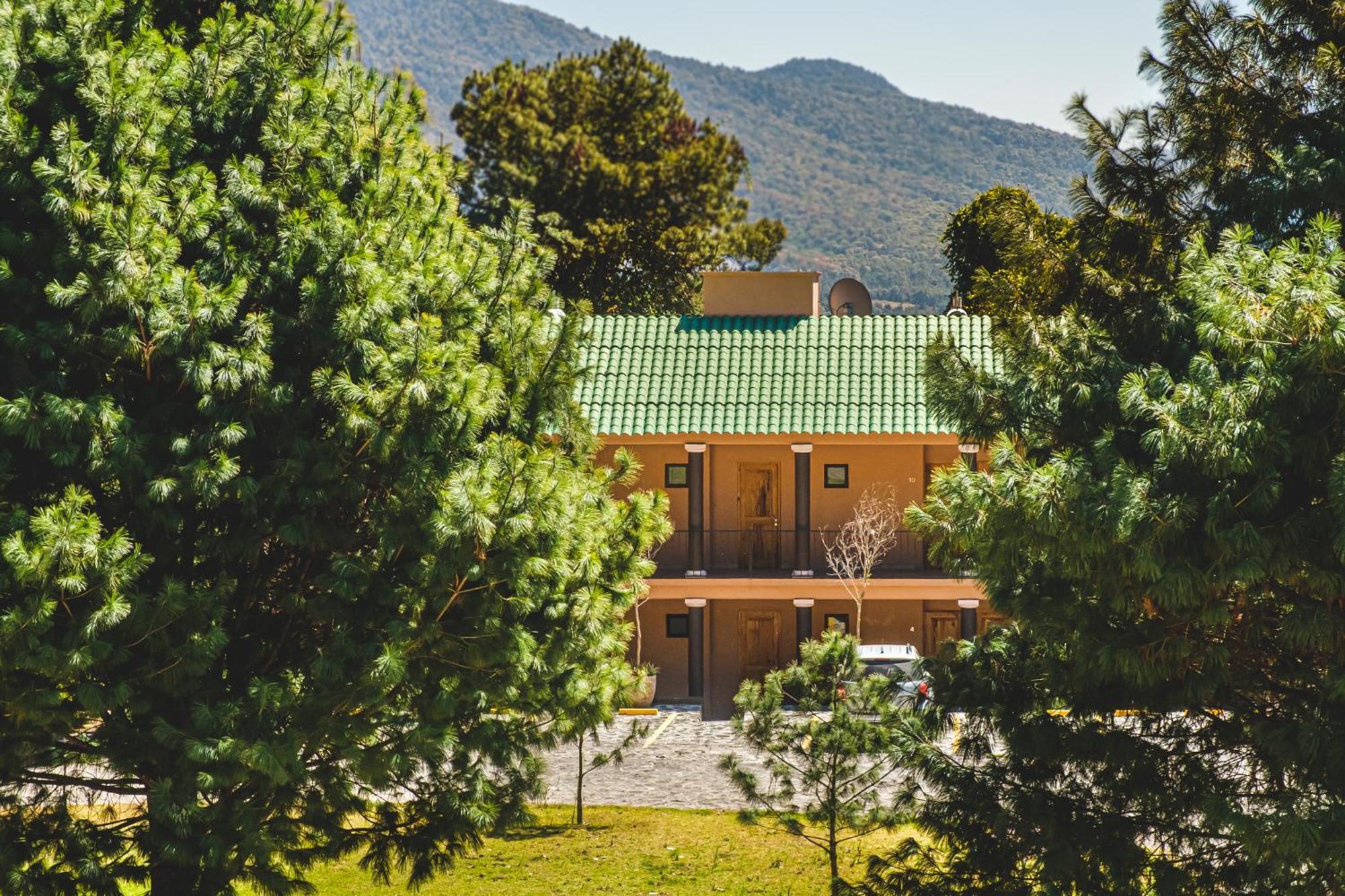 Zirahuen Forest And Resort Ngoại thất bức ảnh